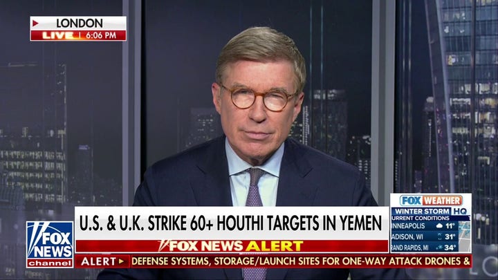 US and UK strike Houthi targets in Yemen