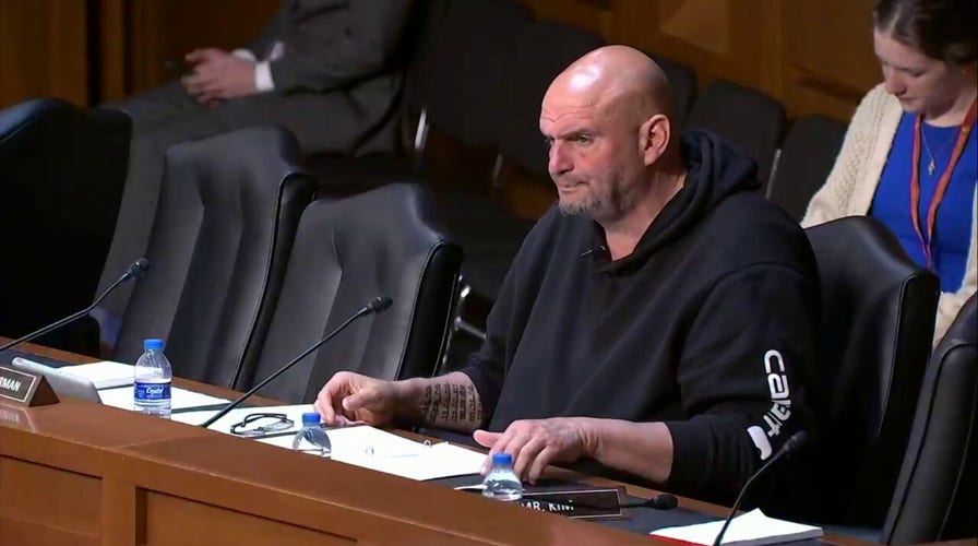 OpenAI CEO praises Fetterman's hoodie in hearing