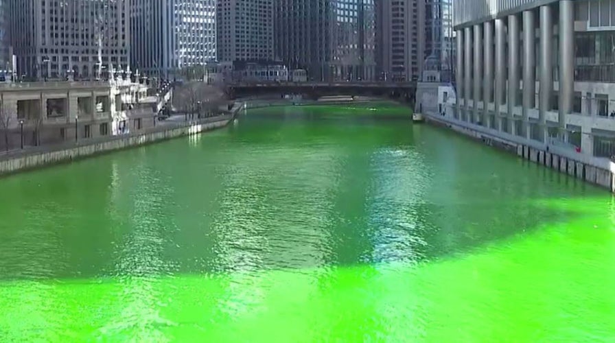 Chicago delivers St. Patrick's Day surprise, as river runs green again