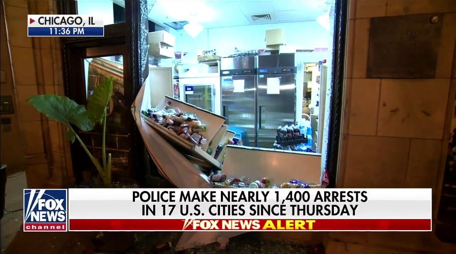 Looters leave trail of destruction in Chicago's business district