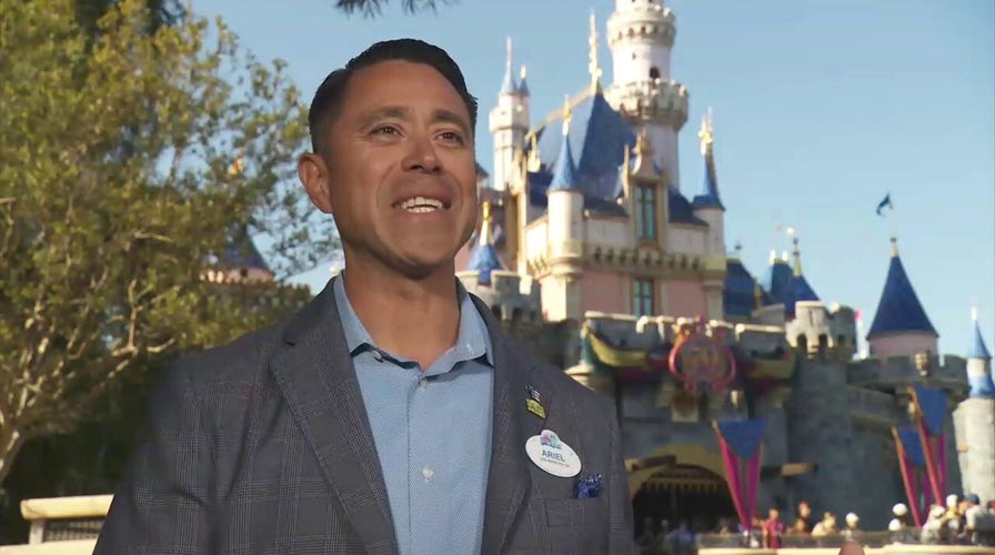 100 U.S. Navy sailors and Marines get surprise day at Disneyland