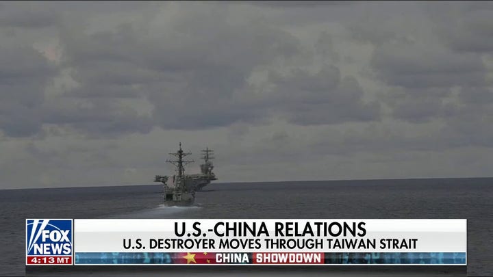 US Naval Destroyer sent through Taiwan Strait as concerns rise