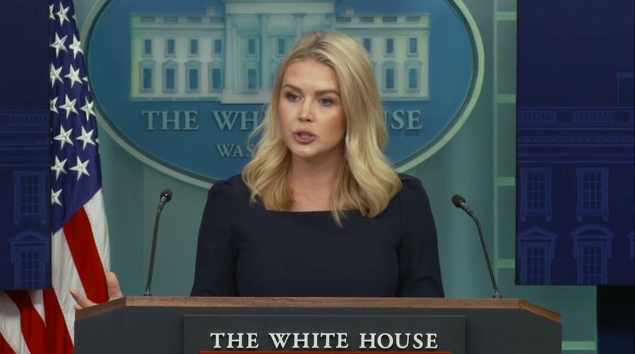 White House criticizes 'rogue' judge who ruled for migrant parole program