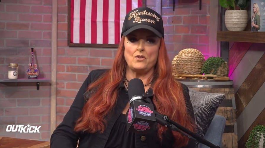 Wynonna Judd on Billy Ray Cyrus & Miley Cyrus Falling Out | Tomi Lahren is Fearless
