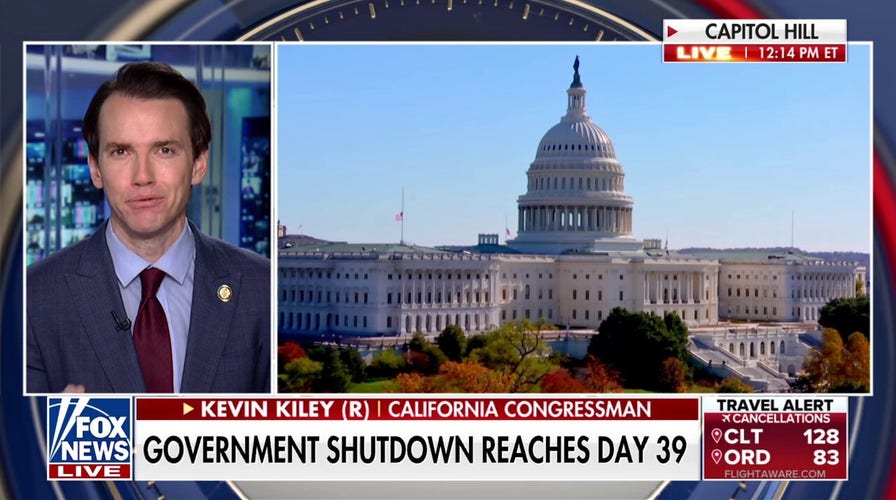 Supreme Court lets White House pause SNAP benefits