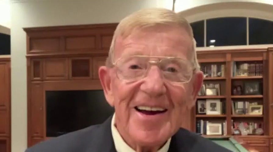 Lou Holtz: Improvements in COVID testing made it possible for Big Ten to play in 2020