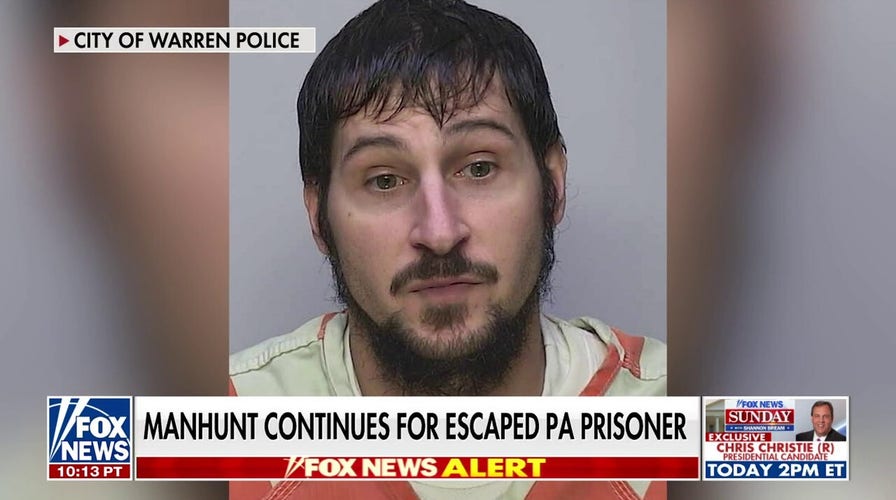 Police looking for military-trained murder suspect escaped from PA jail