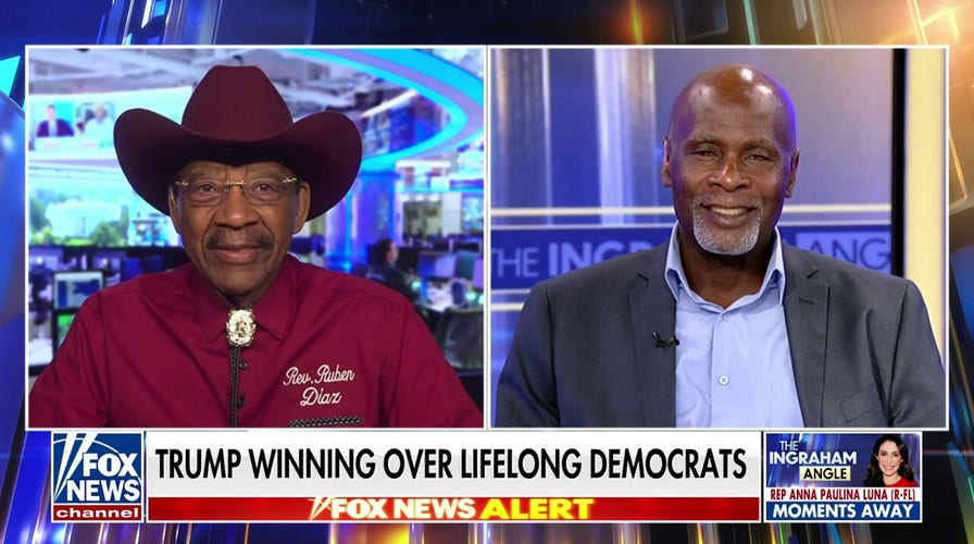 Longtime Democrats now supporting Trump: 'Everybody's moving to Trump'