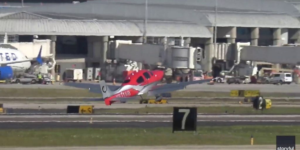 Plane bounces while trying to land at Tampa airport