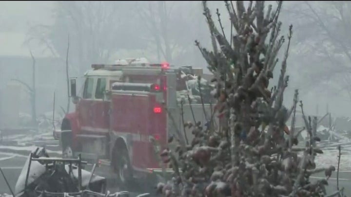 Snowstorm complicates fire rescue and recovery in Colorado