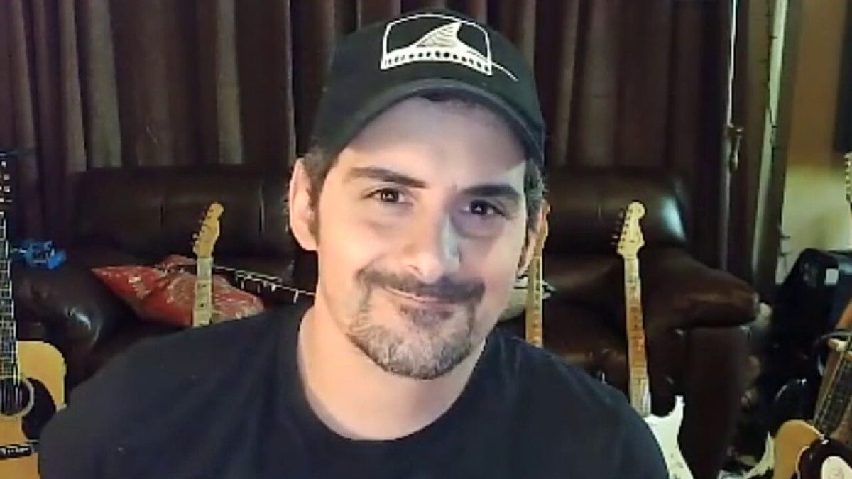 Brad Paisley discusses passion for baseball 