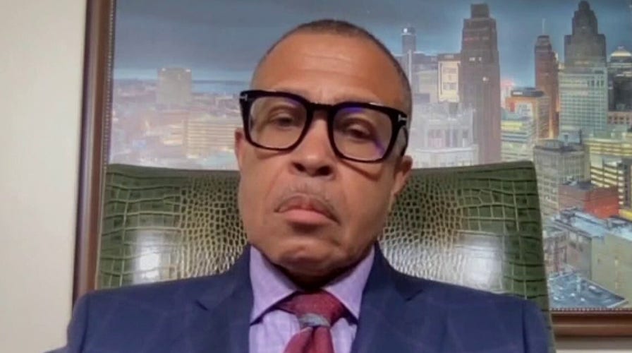 Police are leaving because they are not supported: retired Detroit police chief