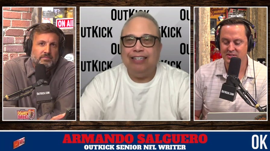 Rodgers to Arizona Would NEVER Happen | Hot Mic w/ Hutton and Withrow