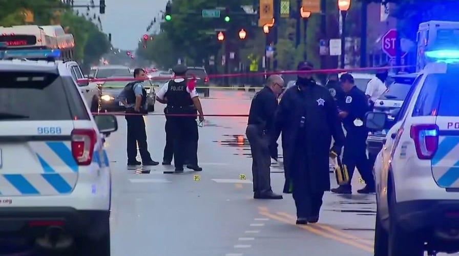 Gunmen open fire outside funeral home in Chicago