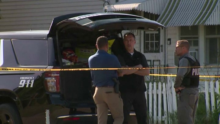 Iowa man suspected of killing 6 relatives dies by suicide, police say