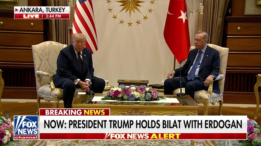 Trump praises Erdogan, highlights 'special relationship' between US and Turkey