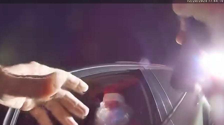 Santa Claus gets pulled over for speeding in Ohio