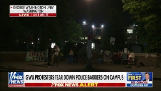 Protesters at George Washington University tear down police barriers - Fox News