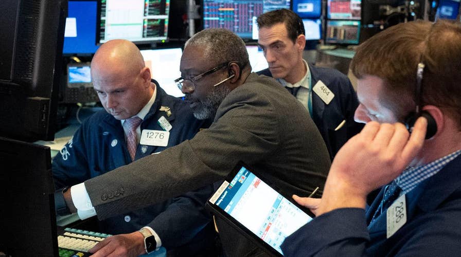 Investors uneasy despite promise of economic stimulus