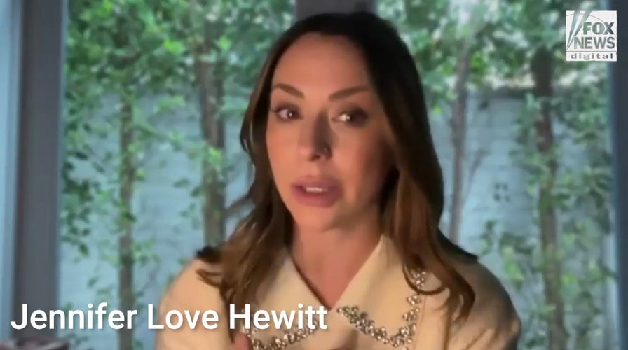 Jennifer Love Hewitt on critics scrutinizing celebs aging in Hollywood: ‘It’s hurtful’