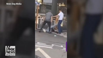 McDonald’s employee strikes aggressive customer with spatula