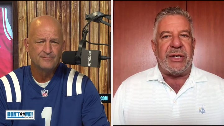 Auburn's Bruce Pearl pays homage to Charlie Kirk