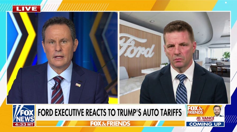 Ford offering employee pricing to all customers amid consumer 'uncertainty'