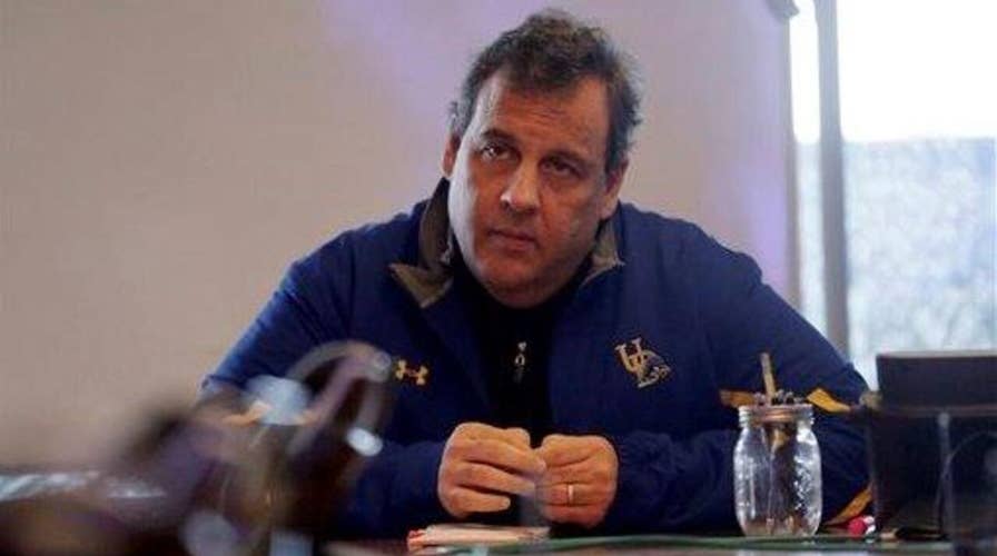 Chris Christie on winter storm: Stay where you are