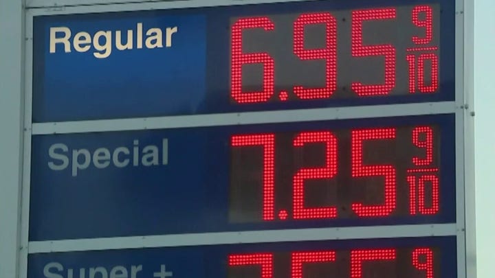 Biden energy policies under scrutiny, shifts blame to Russia for rising gas prices