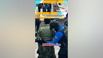 Man ARRESTED after allegedly running toward US Capitol with shotgun