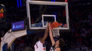 Silas Demary Jr. throws lob to Tarris Reed Jr. for STRONG alley oop finish, extending UConn's lead over Georgetown