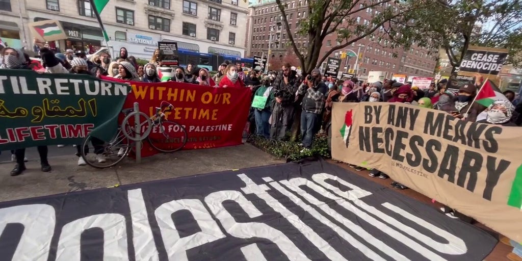 Pro-Palestinian Protestors Chant Outside Columbia University | Fox News ...