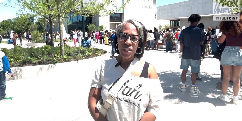 Obama Presidential Center visitors call former president’s legacy ‘Black excellence,’ trash Trump admin
