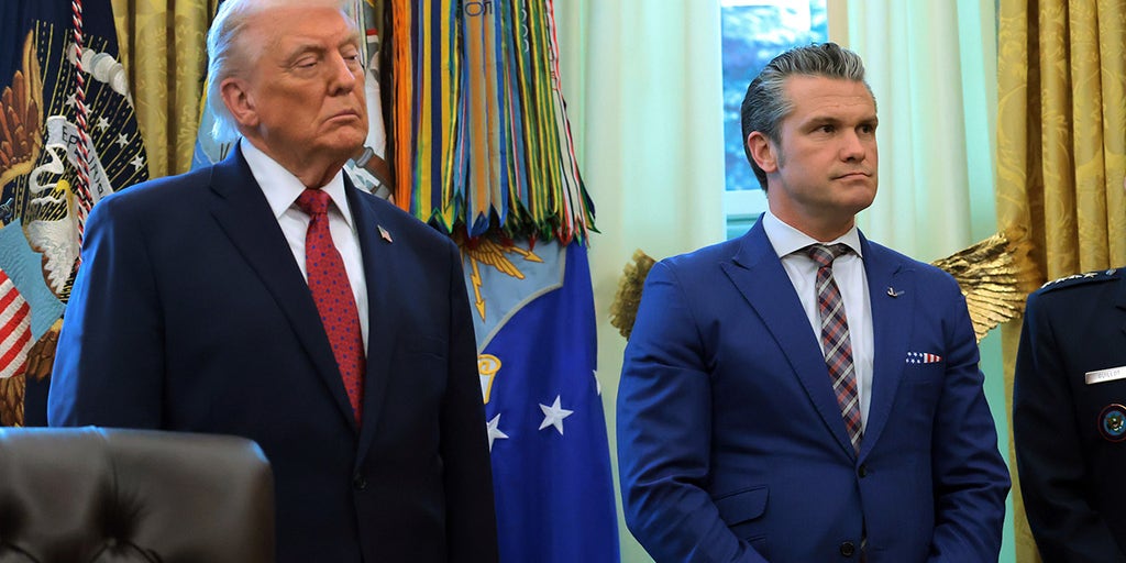 WATCH LIVE: President Trump, War Secretary Hegseth make an announcement