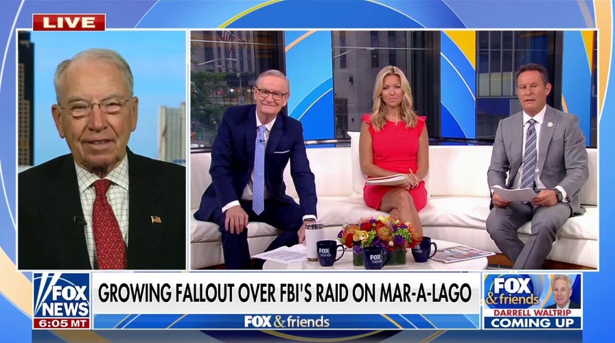 Sen. Grassley spoke with FBI director about Trump raid: 'Didn't get much of an answer'