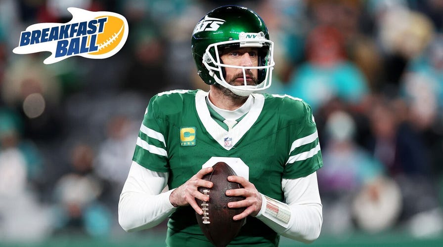Should Aaron Rodgers or Russell Wilson be signed by the Steelers or Giants? | Breakfast Ball 