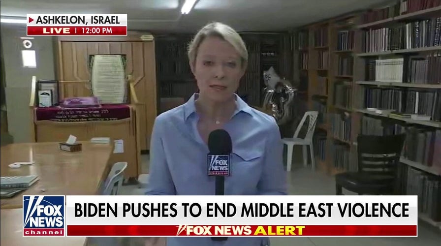 Fox News crew takes shelter in Israel as sirens go off during live report 