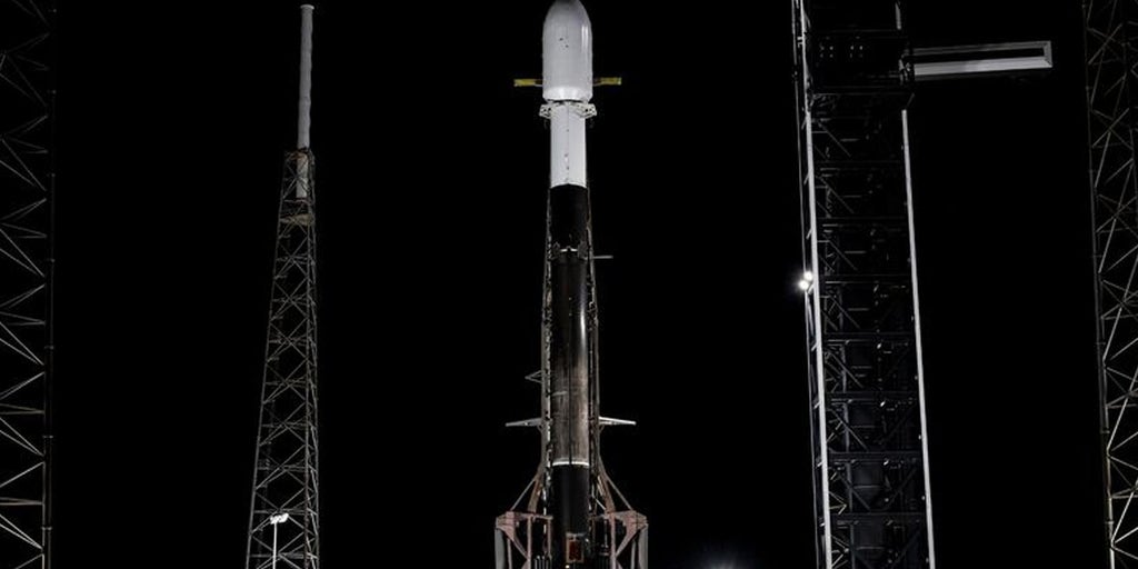 WATCH LIVE: SpaceX Falcon 9 rocket launches 21 Starlink satellites