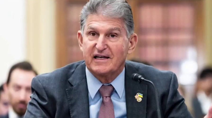 Joe Manchin headed to an event with No Labels, fueling 2024 speculation