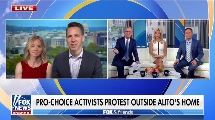 Sen. Hawley, wife on activists targeting SCOTUS justices' homes: 'Assault' on American family