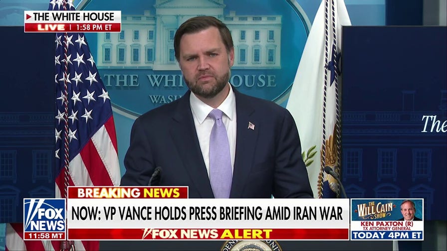 JD Vance senses 'something fishy' with Ilhan Omar