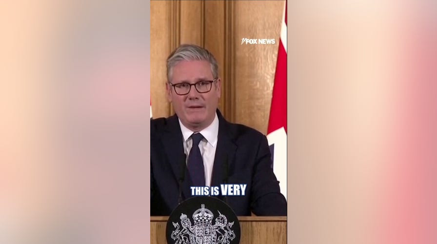 UK announces BAN on social media for those under 16