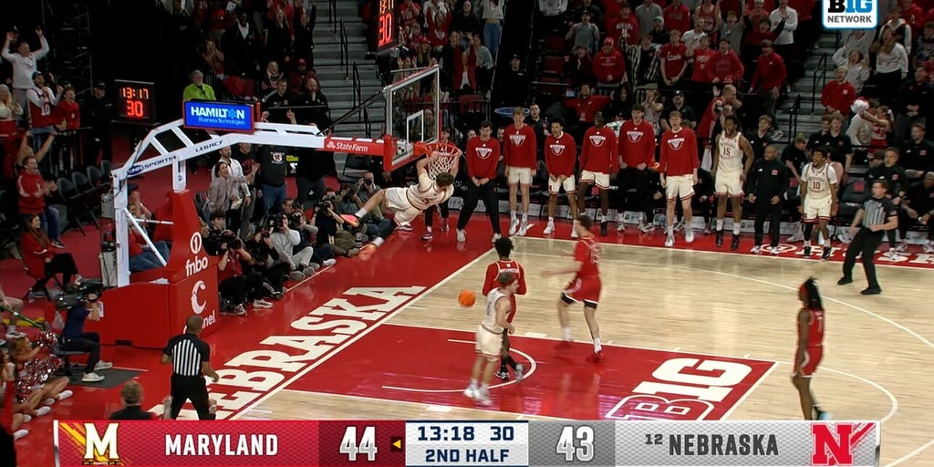 Nebraska's Braden Frager throws down dunk to take lead against Maryland