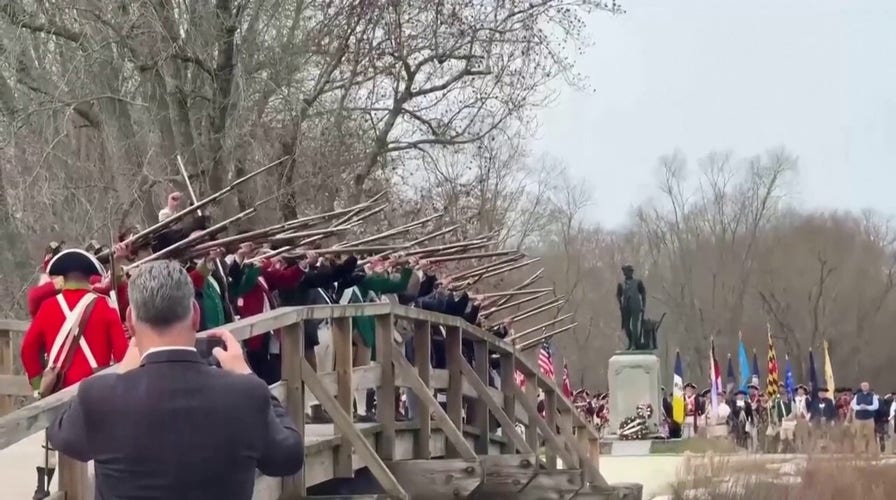 Historical reenactment draws crowds in Massachusetts