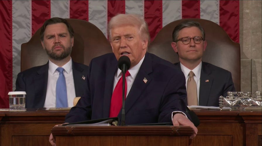 Trump issues captious  situation  to Dems during State of the Union