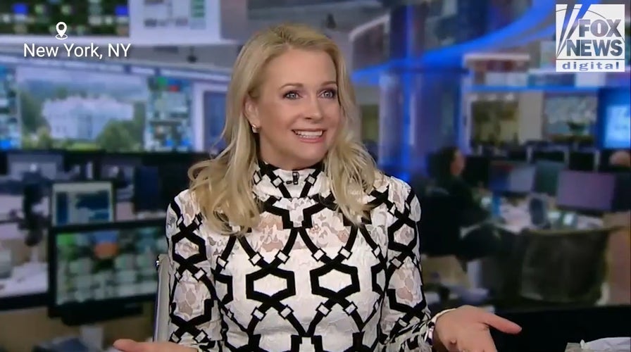 Melissa Joan Hart scales backmost  Christmas traditions to absorption   connected  'reason for the season'