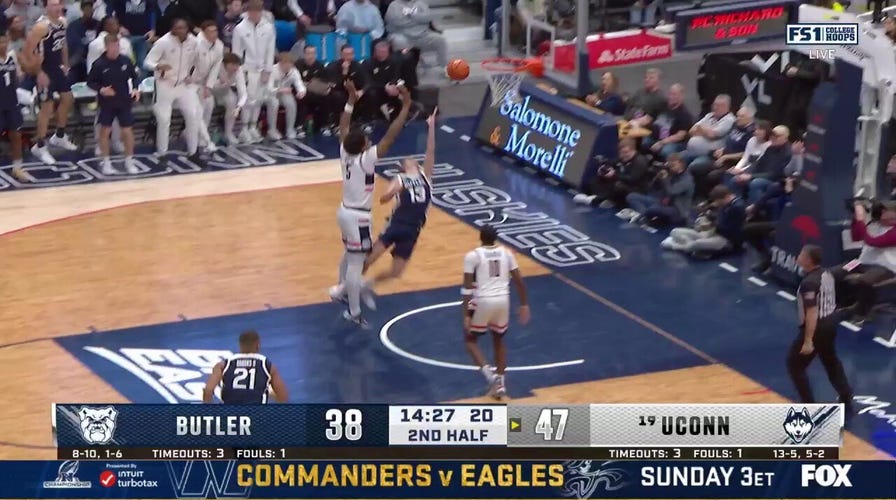 Butler's Finley Bizjack forces steal and makes SICK layup while drawing foul to trim deficit vs. UCONN