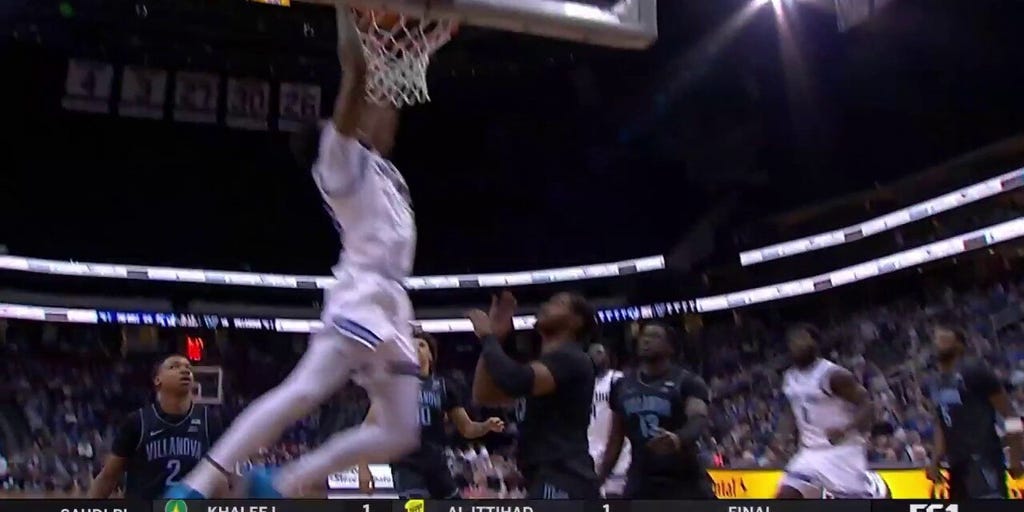 Seton Hall's Emmanuel Okorafor throws down alley-oop dunk to extend lead against Villanova