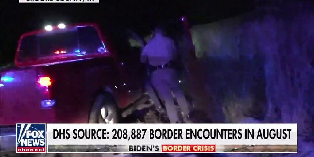 New Video Captures Footage Of Texas State Troopers Arresting Border ...