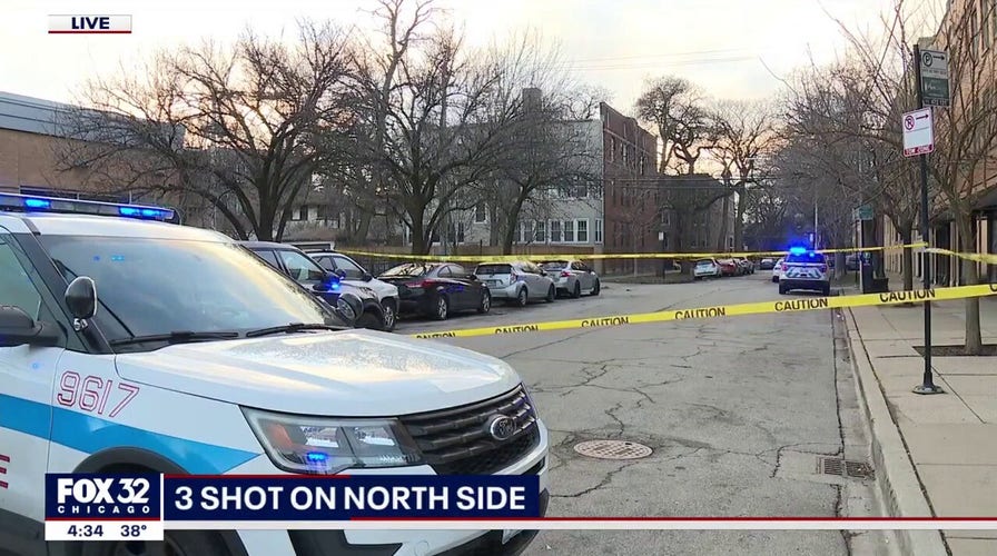 3 teens shot, 1 killed near Chicago migrant shelter